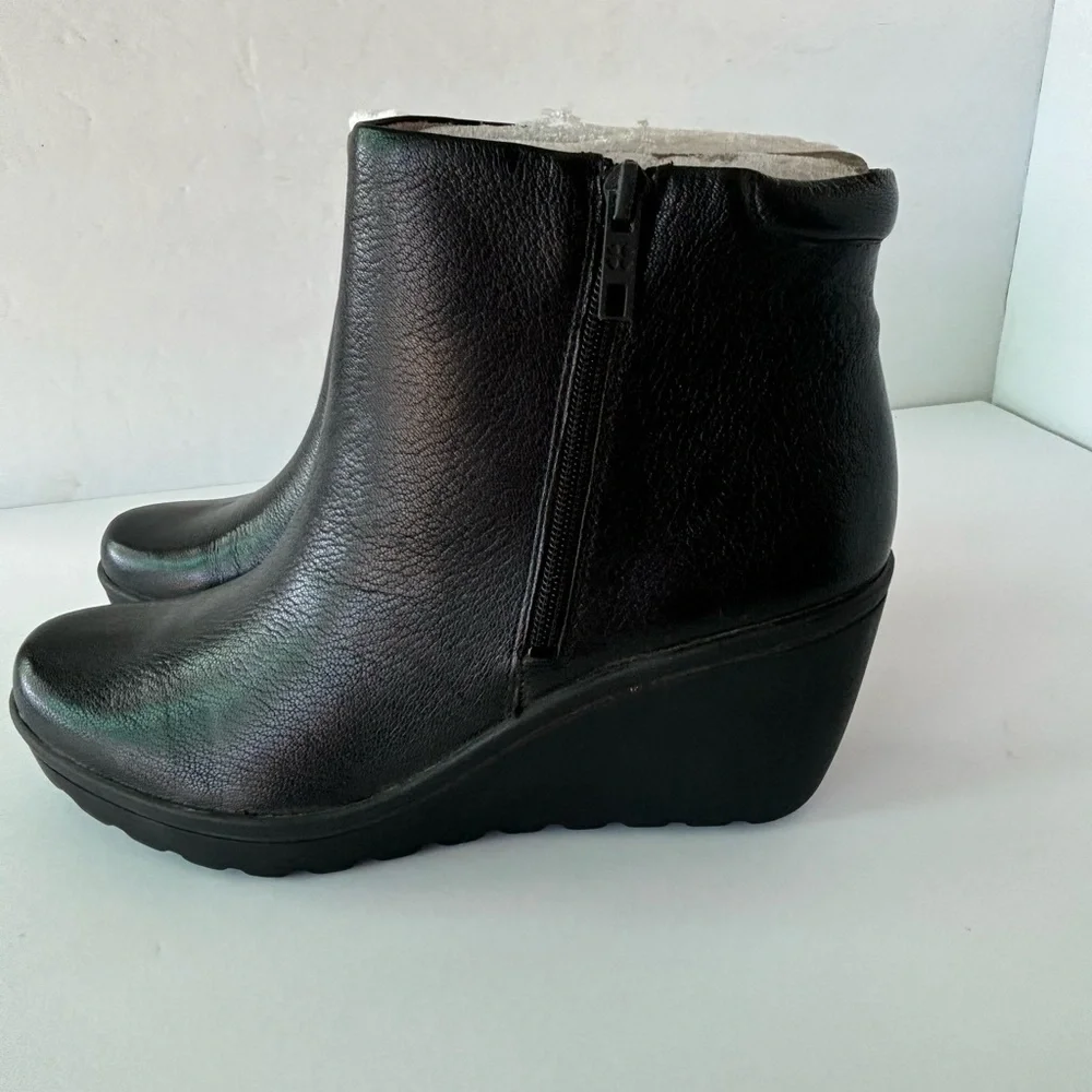 Naturalizer New Quineta  Leather Wedge Booties